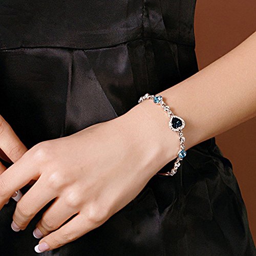 Oviya Magical Love Tripple Heart Bracelet with Crystal Stones BR2100310R : Amazon.in: Jewellery